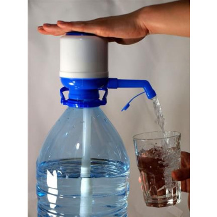 AG99 Wasser-Getränke-Pumpe Flasche Flasche Dispenser Spender + Regler für 5L