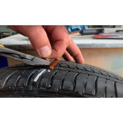 AG593 Tire Repair Kit – Quick Repair, 8-Piece Set