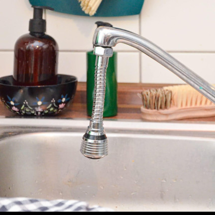 IM013 FLEXIBILNÍ PRODLOUŽENÍ BATERIE PERLÁTOR VÝTOKOVÁ TRUBICE CHROM