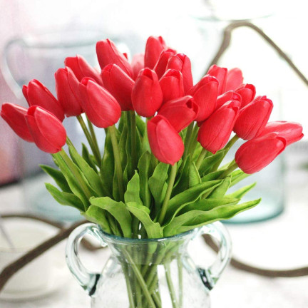 CV17692-7 TULPENSTRAUSS GUMMIERT GUMMIARTIG REALISTISCH ROT
