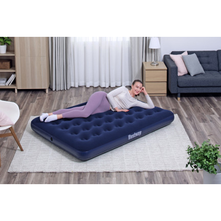 67002 Aufblasbare Zwei-Personen-Matratze aus Velours 191x137x22cm