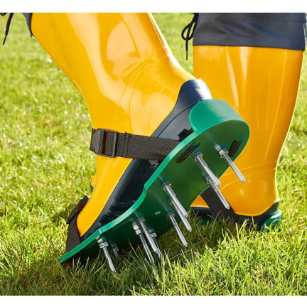 ZW30 GARTEN AERATOR SANDALE SCHUH OVERLAYS SPIKED RASENSTECHER
