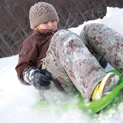 ISRS-361C SCHLITTEN MIT BREMSE GRÜNER KUNSTSTOFF MIT GRIFF UND SCHNUR FÜR DEN WINTER