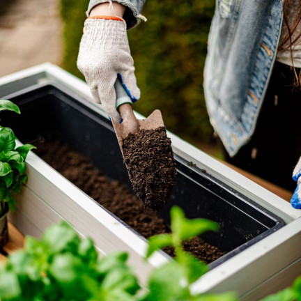 Univerzální zemina bez rašeliny, substrát pro zeleninu a květiny, s kompostem, Biovita 40l
