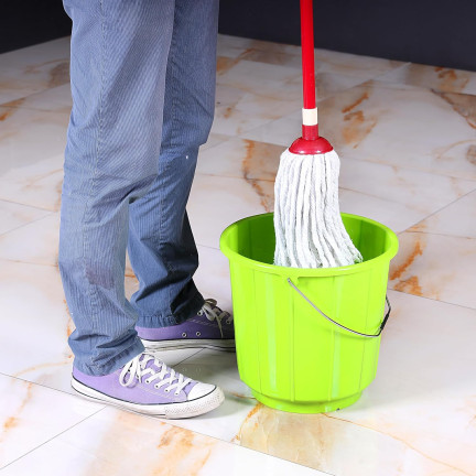 CHOM0032 BAVLNĚNÝ PROVÁZKOVÝ MOP S UNIVERZÁLNÍ KONCOVKOU SE ZÁVITEM