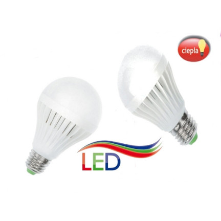 OO24 LED žárovka E27 Teplá bílá 12W