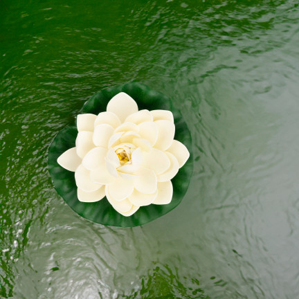Water lily, floating artificial flower, lotus flower, for a pond, foam
