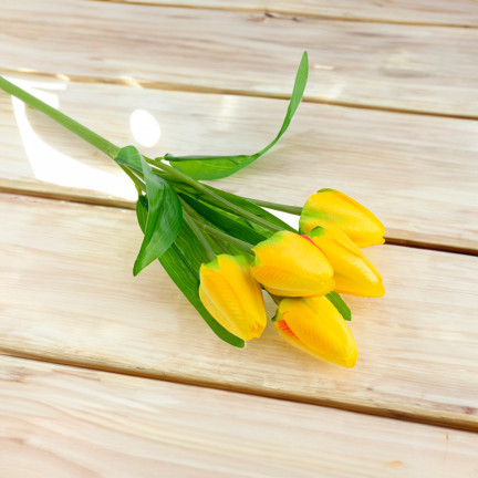 CV31225-2 Pěnivé TULIPÁNY X5 ŽLUTÉ UMĚLÉ TULIPÁNY V KUSU