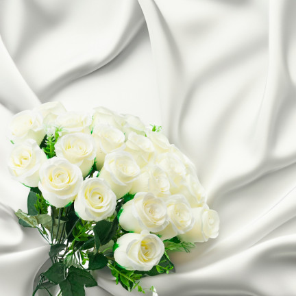 CV31493-1 STRAUSS VON 18 ROSEN ALS LIVE SCHÖNE ROSEN IM STRAUSS DEKORATIVE DICHT