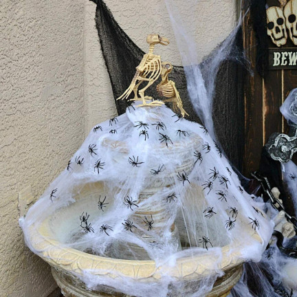 HL17 UMĚLÁ PAVUČINA 4 PAVOUCI HALLOWEENSKÁ DEKORACE