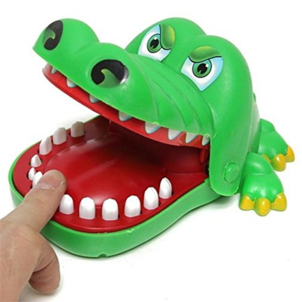 KC17: The Big Crocodile, the Sick Caiman, and a Tooth at the Dentist