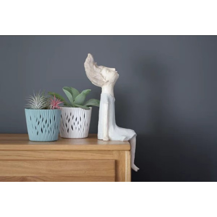 DSR190-S449 BLUMENTOPF DEKORATIVER DURCHBROCHENER TOPF 19CM SANDIG WEISS MIT 3L EINSATZ