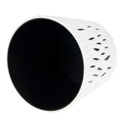 DSR220-S449: Large 5-liter white decorative round openwork planter with inner pot