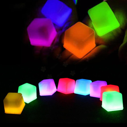 TG53193 FLUO farbige leuchtende Eiswürfel 12 Stück Eiswürfel