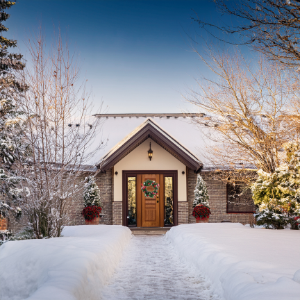 GOS0790 VÁNOČNÍ VĚNEC 15 SVĚTEL 40 CM ČERVENÝ A BÍLÝ