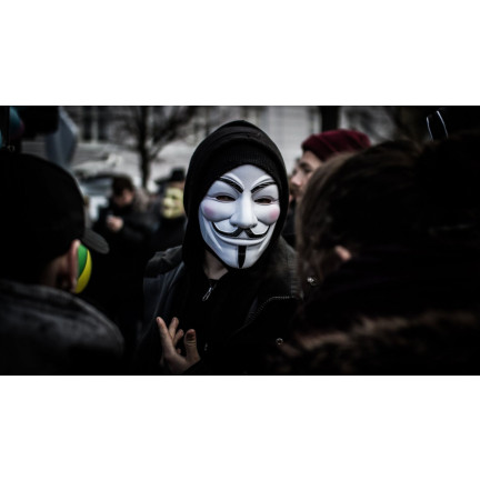 RR5 MASKA ANONYMNÍ VENDETTA STOP ACTA HALLOWEEN