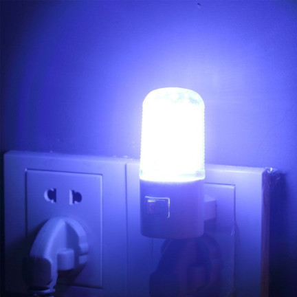 TV73 LED NOČNÍ LAMPA BÍLÁ do ložnice