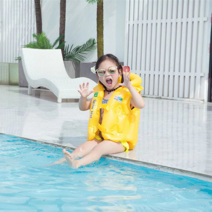 NN71 Aufblasbare Schwimmweste für Kinder
