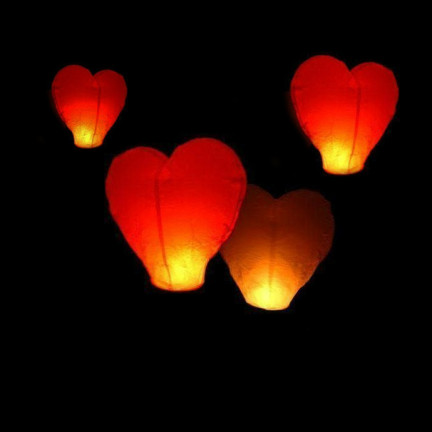DD19 HAPPY HAPPY LAMPIONS FLYING HEART Hochzeitsfeier