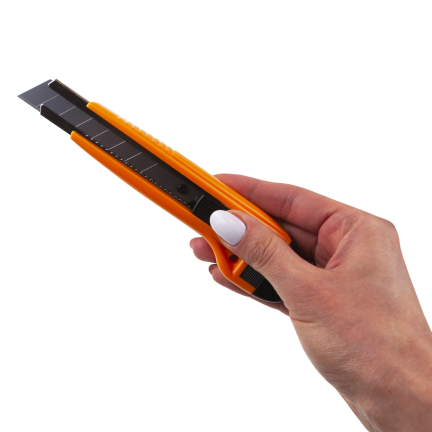 NOZ1609 utility knife with snap-off blade, 18 mm, retractable blade