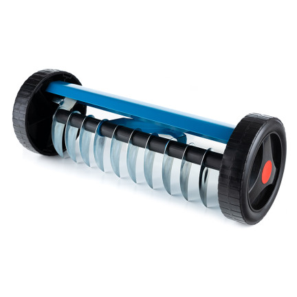 O16 Manual Aerator and Scarifier, Rotary Oscillating Model on Wheels, Lawn Spikes
