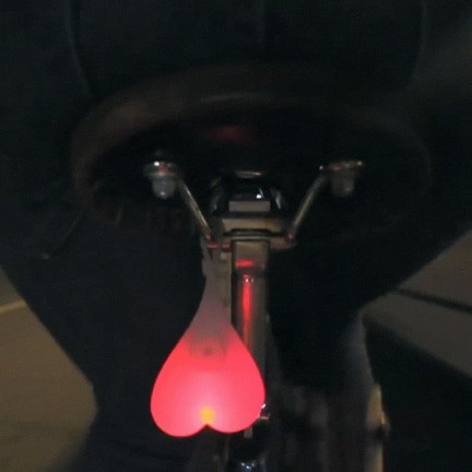 TG70275 LAMPA NA KOLO 
