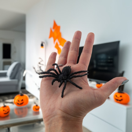 TG44534 HALLOWEEN PAVOUCI 4KS DEKORACE VELKÉ STRAŠIDELNÉ