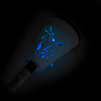 TG45634 White Cool-Tone Solar Garden Stake Light