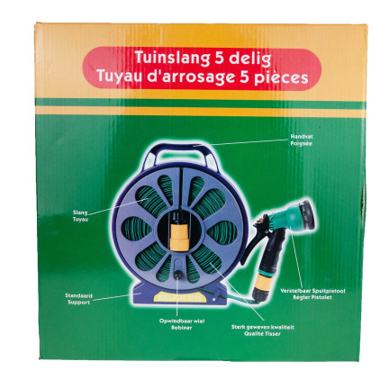 TG56042 15-meter retractable garden hose with spray gun on a reel