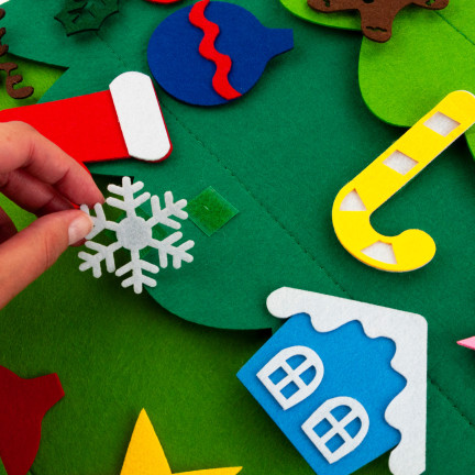TG76362 FILZ-WEIHNACHTSBAUM MIT SELBSTKLEBENDEN ORNAMENTEN KREATIVER WEIHNACHTSBAUM