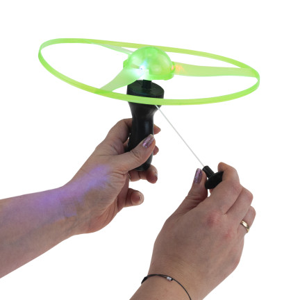TG77580 ODPALOVACÍ VRTULE LÉTAJÍCÍHO DISKU SVÍTÍCÍ RGB VELKÁ