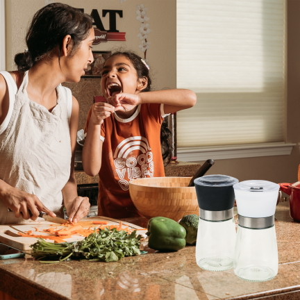 TG80298 Adjustable Glass Pepper, Salt, and Spice Mill Set (2-piece set)
