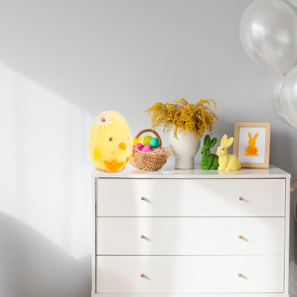 Decorative chicken, Easter chick, table decoration, fluffy, 13.5 cm