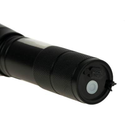 XA047 ZOOM USB COBE LED TAKTISCHE TASCHENFACKEL